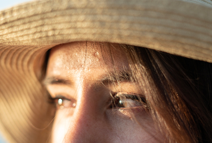 cómo cuidar tus ojos en verano